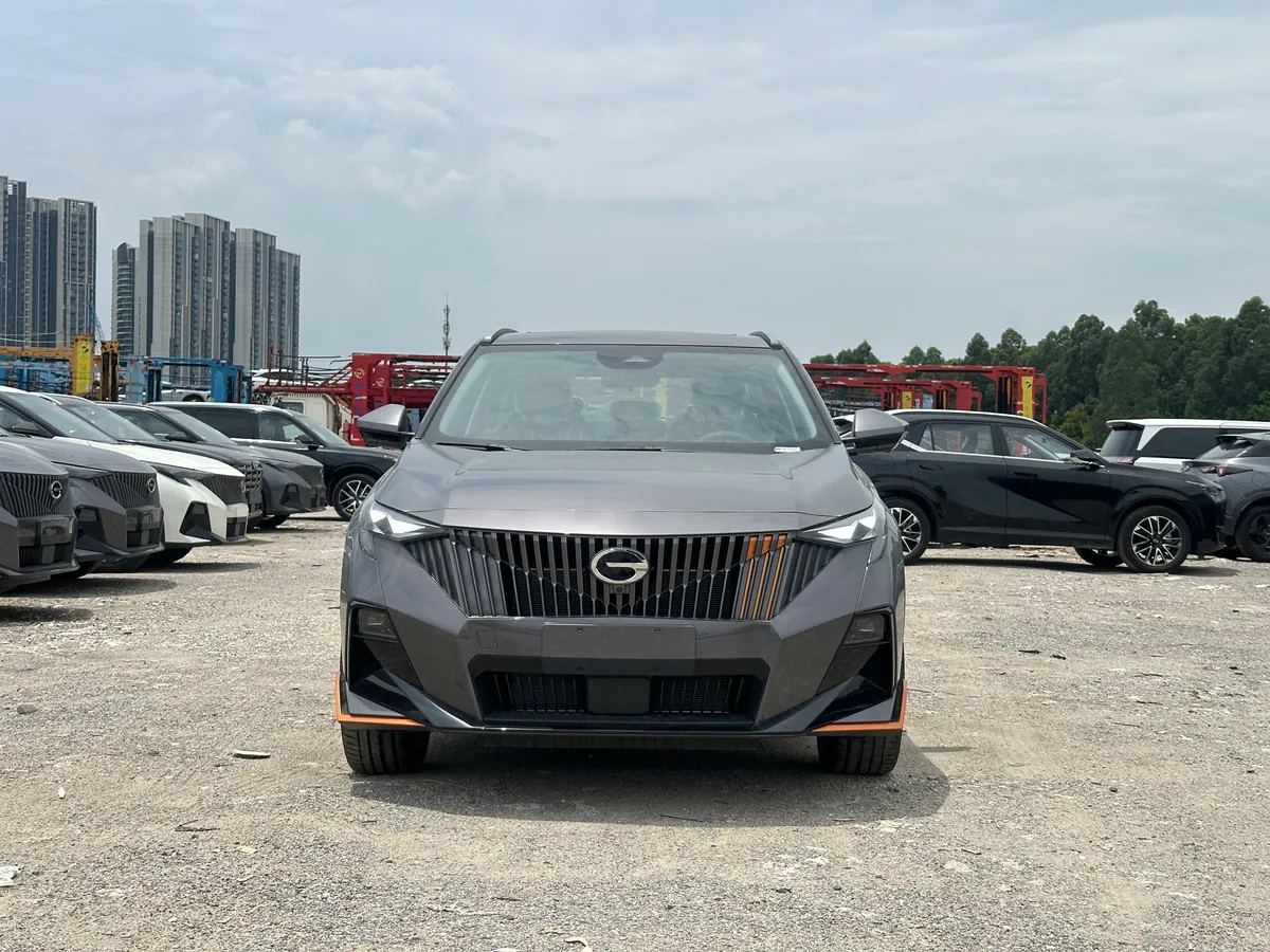 GAC GS3 Zoom R — vue 1